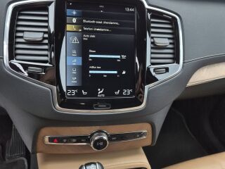 Volvo XC90 D5 2.0 173kW
