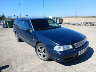 Volvo V70 2.5 103kW