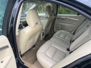Volvo S80 2.4 R5 136kW