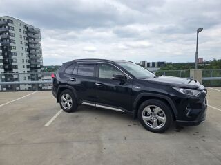 Toyota RAV4 Hybrid SUV 2.5Hybrid Dynamic Force 218hp e-CV 2.5 131кВ