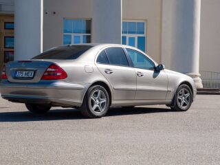 Mercedes-Benz E 350 3.5 V6 200kW