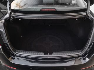 Kia Optima LX Plus 2.0 R4 121кВ
