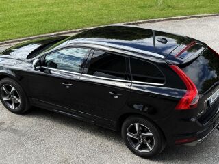 Volvo XC60 R-DESIGN FFD 140kW