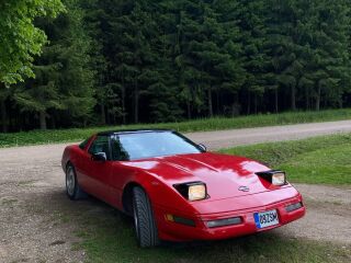 Chevrolet Corvette 5.7 224кВ