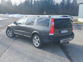 Volvo XC70 2.4 136kW