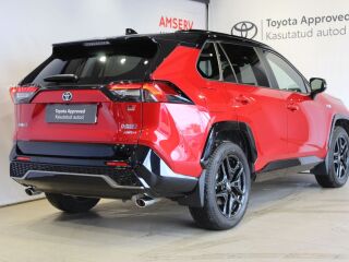 Toyota RAV4 Plug-in Hybrid GR Sport AWD 2.5 136кВ