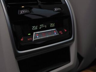 BMW X7 Individual XDrive30D Design Pure Excellence 3.0 195kW