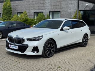 BMW 520 d xDrive MHEV Touring M-Sportpakett 2.0 145кВ