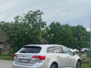 Toyota Avensis Sol Package 2.0 D-4D 91kW