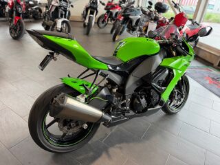 Kawasaki Ninja ZX - 10R Ninja R4 138kW