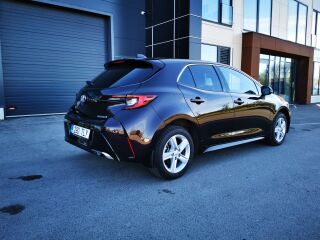 Toyota Corolla HEV 5D Limited Edition FL Tech Pack 1.8 Dynamic Force Elekter 49 kW + 72kW