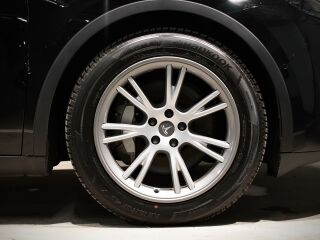 Tesla Model Y Long Range Dual Motor AWD 378kW