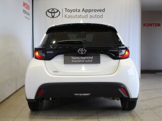 Toyota Yaris Active 1.5 68кВ