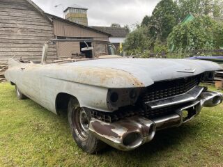Cadillac  6.4 V8 242kW