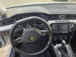 Volkswagen Passat Comfortline 1.6 tdi 88кВ