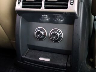 Land Rover Range Rover Vogue Facelift 3.7 TDV8 200кВ