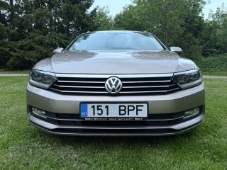 Volkswagen Passat Executive 2.0 176кВ