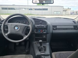 BMW 316 1.6 75kW