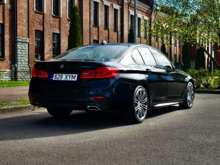BMW 520 M-Sportpakett Shadowline xDrive 2.0 B47 140kW