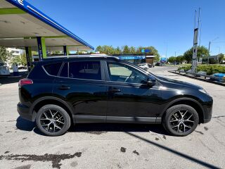 Toyota RAV4 Premium 2.5 114kW