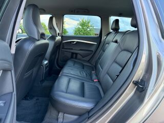 Volvo V70 Momentum 2.0 R5 D3 120кВ