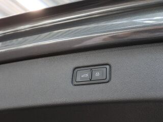 Audi Q7 S Line Quattro 50 TDI V6 3.0 V6 210kW