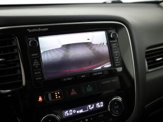 Mitsubishi Outlander Luxury ATM 2.0 110kW