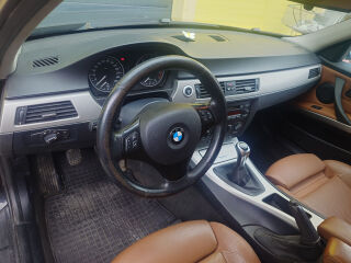 BMW 330 3.0 r6 170kW