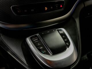 Mercedes-Benz V 300 4-Matic Luxury President package Long 2.0 174kW