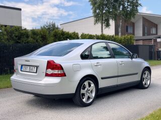 Volvo S40 2.4 125kW