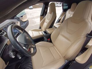 Tesla Model S 90D