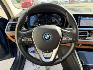BMW 330 e TOURING G21 F SPORT LINE 2.0 R4 PLUG-IN HYBRID 80 + 135kW