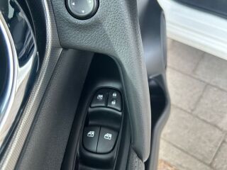 Nissan Qashqai N-Connecta 1.3 117kW