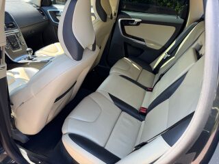 Volvo XC60 R-Design AWD 2.4 158kW