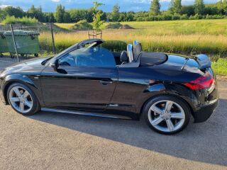 Audi TT Cabriolet S-Line Quattro 2.0 TFSI 155кВ
