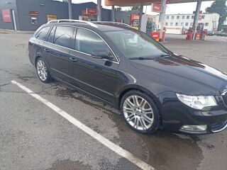 Skoda Superb 1.8 118kW