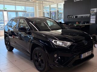 Toyota RAV4 Black Edition 2.5 131кВ