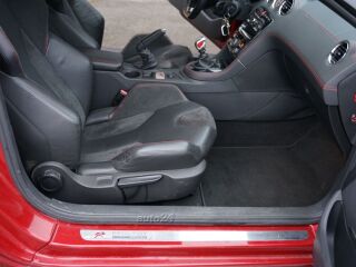 Peugeot RCZ 1.6 199kW