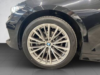 BMW 320 d xDrive Touring LCI 2.0 R4 140kW
