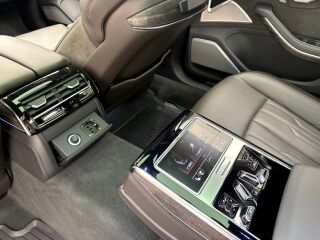 Audi A8 Lang 55 TFSI quattro 3.0 250kW