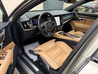 Volvo V90 Cross Country Intelli Safe Pro AWD Luxury MY22 2.0 B5 KERS MILD Kerghübriid 183kW