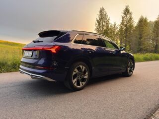 Audi e-tron 55 S-line 300kW