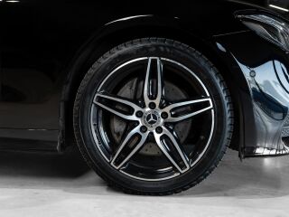 Mercedes-Benz E 220 2.0 143kW