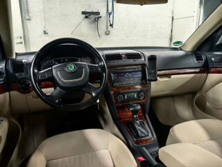 Skoda Octavia 1.6 77кВ