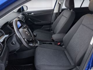 Volkswagen T-Roc 1.0 85кВ