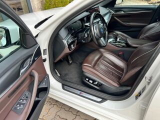 BMW 530 e xDrive M-PAKETT PLUG-IN 2.0 215kW