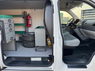 Volkswagen Transporter L2H1 4-Motion Serviceline 2.0 Tdi 103kW