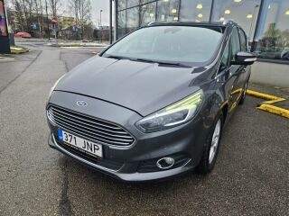 Ford S-MAX Titanium 2.0 110kW