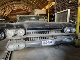 Cadillac DeVille 6.4 V8 242kW