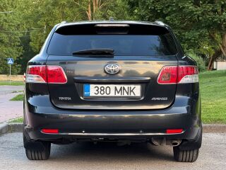 Toyota Avensis Linea Sol Style 2.0 Valvematic 112кВ